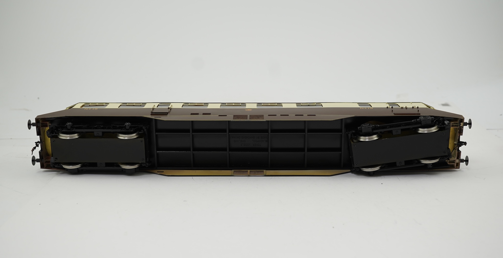 An 0 Gauge Tower Models, Blackpool, made in Sancheng China, model of GWR Rail Car No.19, powered for two rail operation.